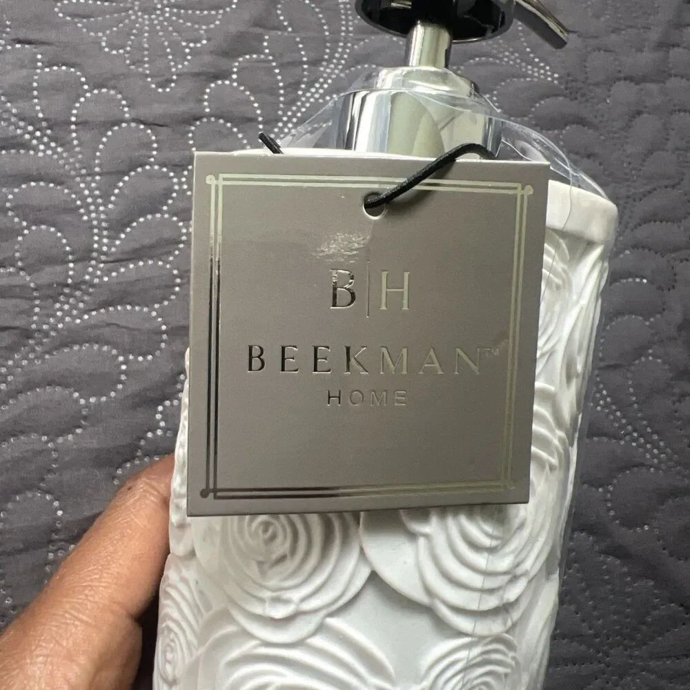 BEEKMAN HOME WHITE, GRAY & SILVER FLORAL ROSES LIQUID SOAP PUMP DISPENSER DECOR